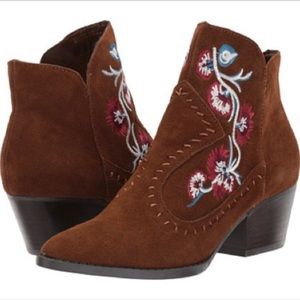 Carlos by Carlos Santana Vivien Embroidered Suede Leather Western Booties- 7.5